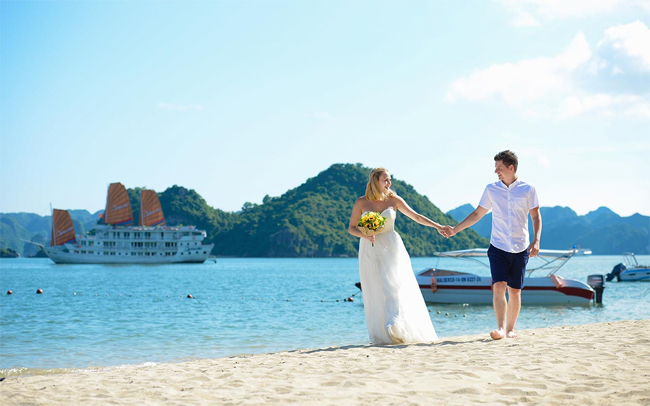Wedding photography in Halong Bay